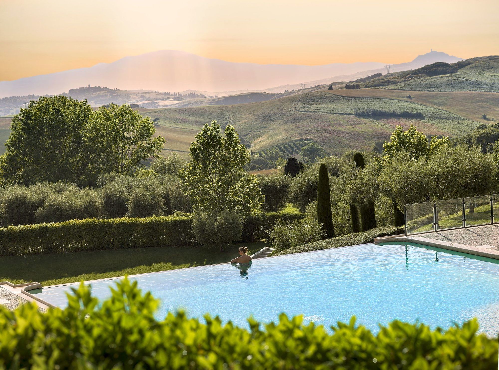 Fonteverde Lifestyle & Thermal Retreat - The Leading Hotels Of The World サン・カシャーノ・デイ・バーニ エクステリア 写真 View of the Chianti hills